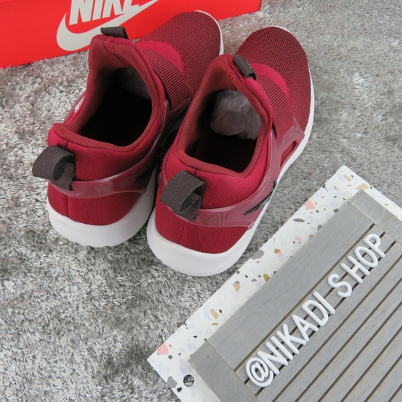 Nike Renew Sneakers - Picture 3 of 5